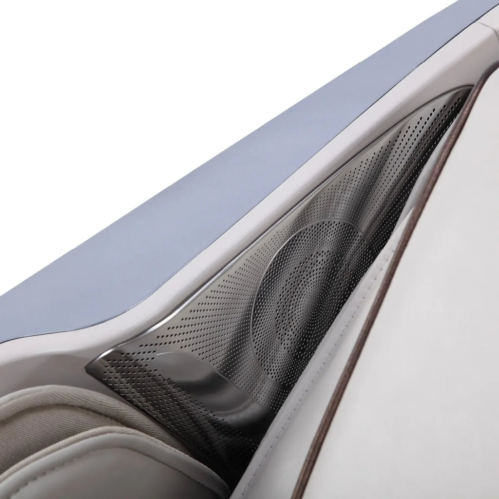 Osaki OS-Pro DuoMax SE 4D and 3D dual mechanism full body massage chair, highlighting its premium luxury design and smart AI health tracking tablet.