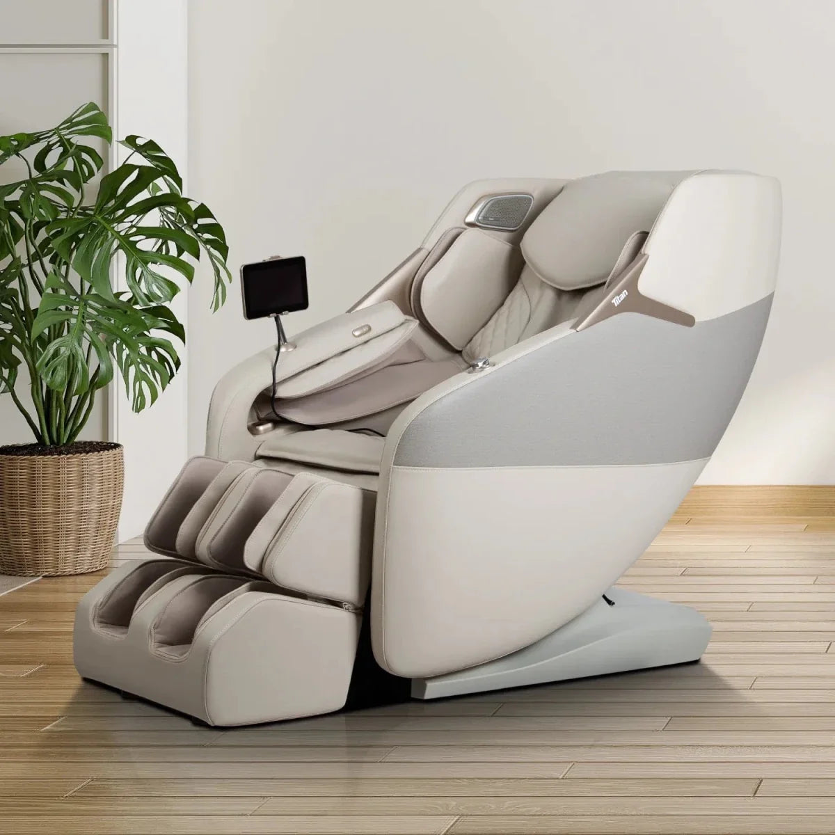 Titan Pro 4D Astro | Titan Chair